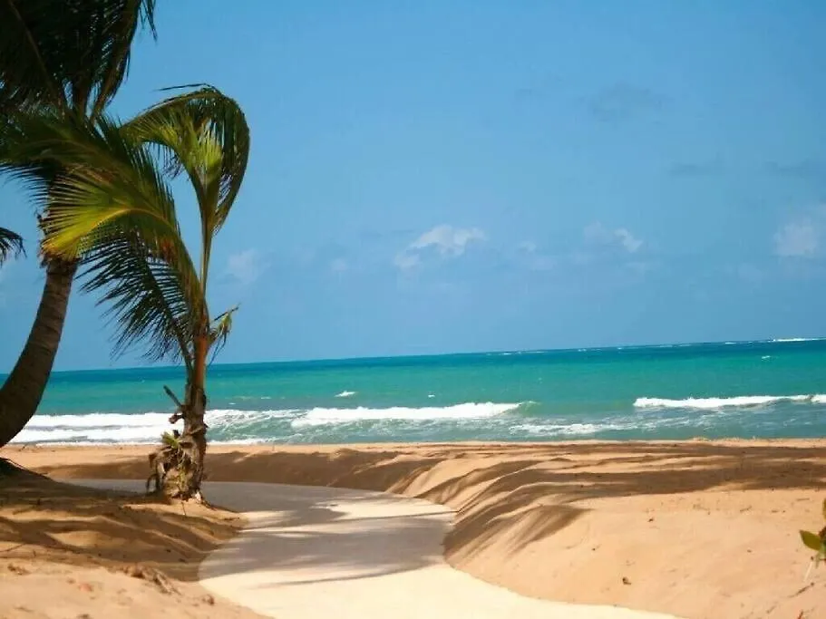 Stunning Oceanfront Villa - 8190 Carmelita 0*,  Puerto Rico